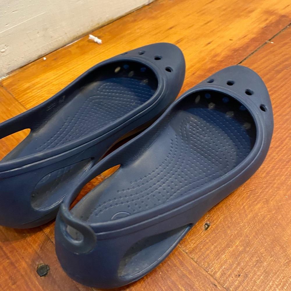 CROCS Navy Blue Kadee ballerina flats Preowned